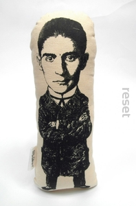 Przytulanka z bawełnianej surówki Franz Kafka